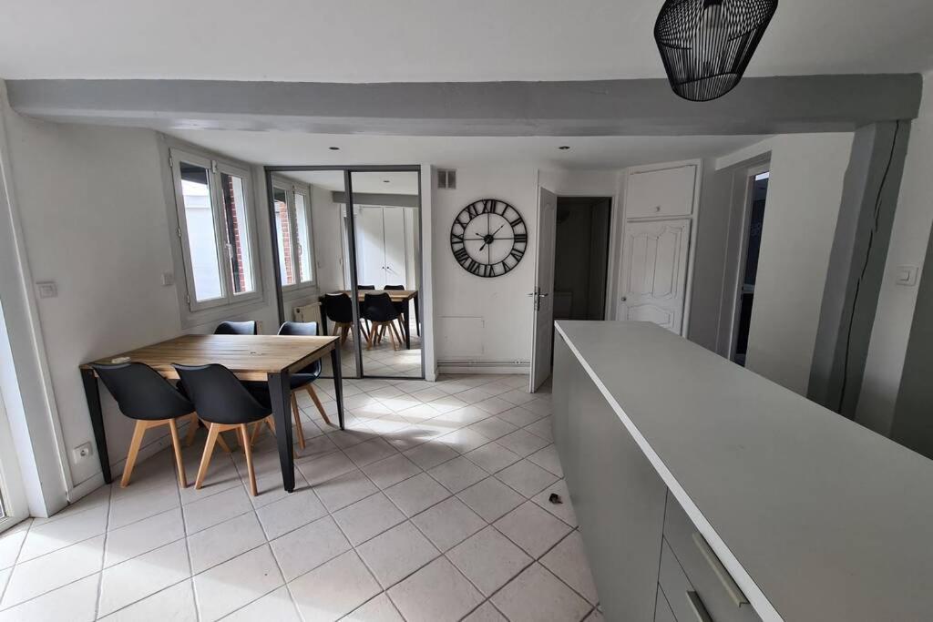 Maison de ville avec gd terrasse sans vis-à-vis Le Mesnil-Esnard Extérieur photo